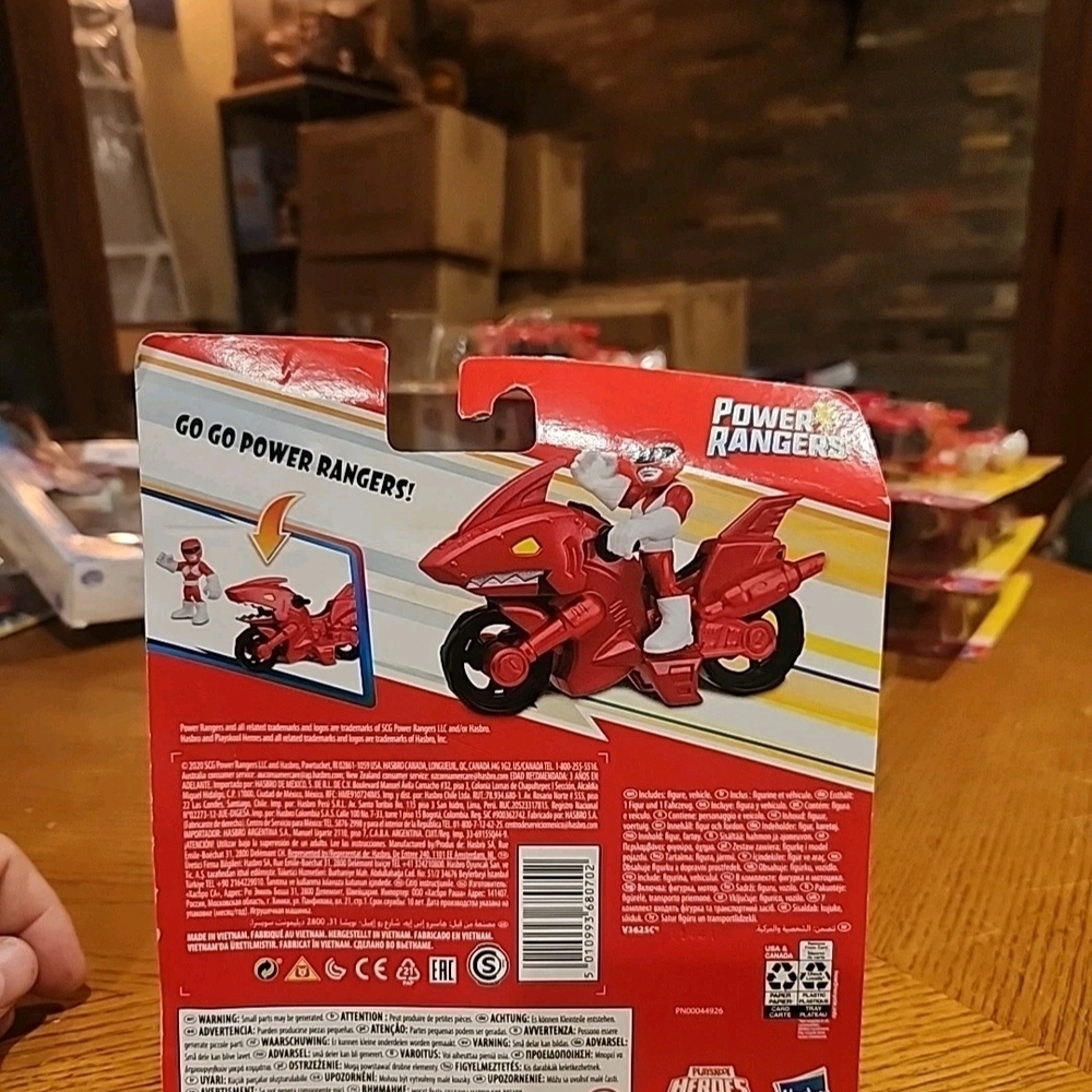 Power Ranger Red Action Figure with Motorcycle - Picture 2 of 2